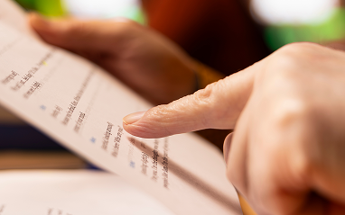 Contrat traiteur : clauses essentielles et pièges à